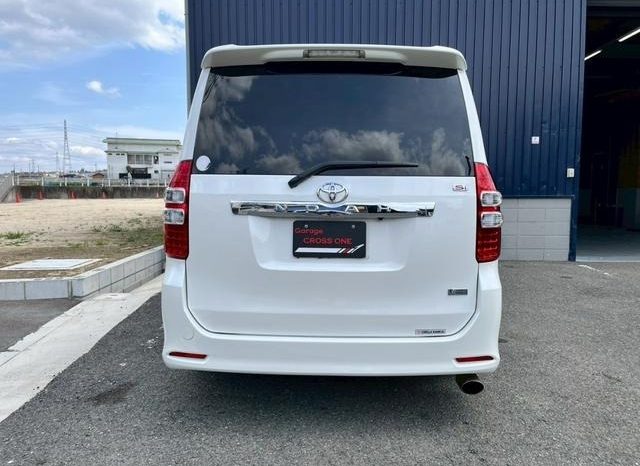 Toyota Noah SI 2012 full