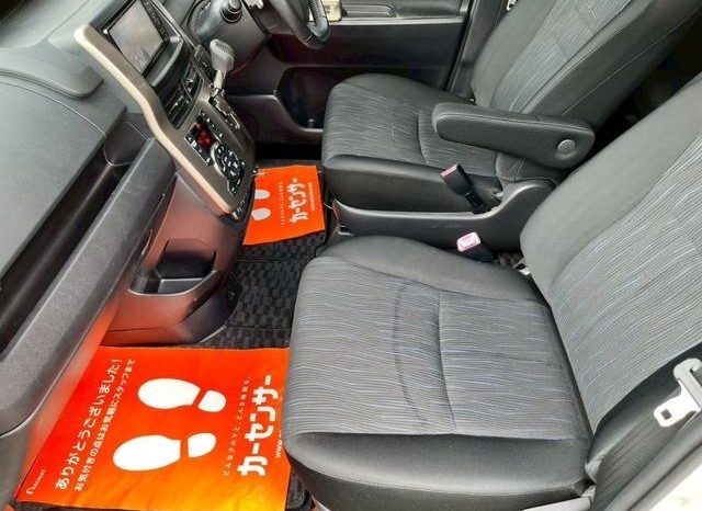 Toyota Noah SI 2012 full