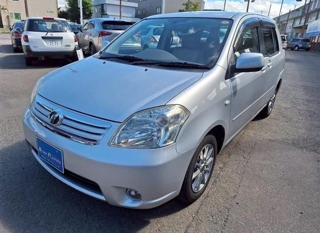 Toyota Raum 1.5 4WD 2011 full