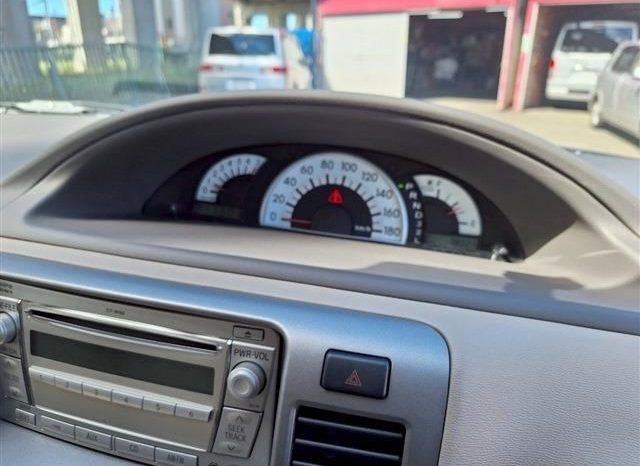 Toyota Raum 1.5 4WD 2011 full