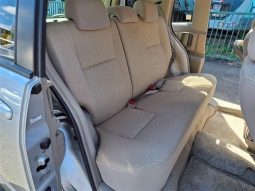 Toyota Raum 1.5 4WD 2011 full