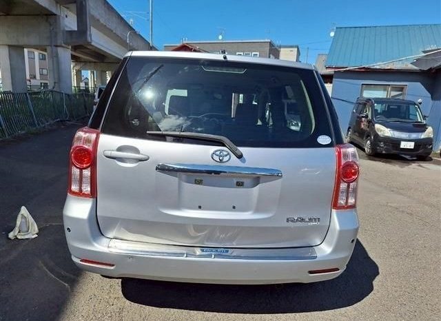 Toyota Raum 1.5 4WD 2011 full