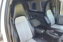 Chevrolet Express 3500 4×4 2016 full