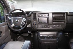 Chevrolet Express 3500 4×4 2016 full
