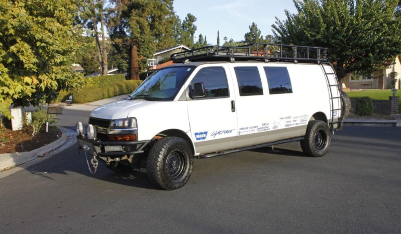Chevrolet Express 3500 4×4 2016 full