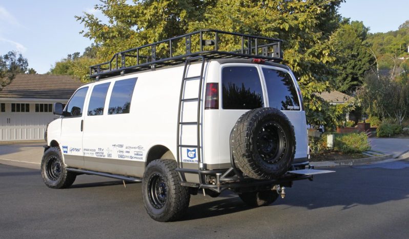 Chevrolet Express 3500 4×4 2016 full