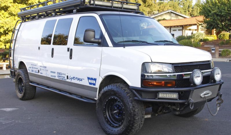 Chevrolet Express 3500 4×4 2016 full