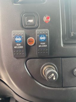 Chevrolet Express 3500 4×4 2016 full