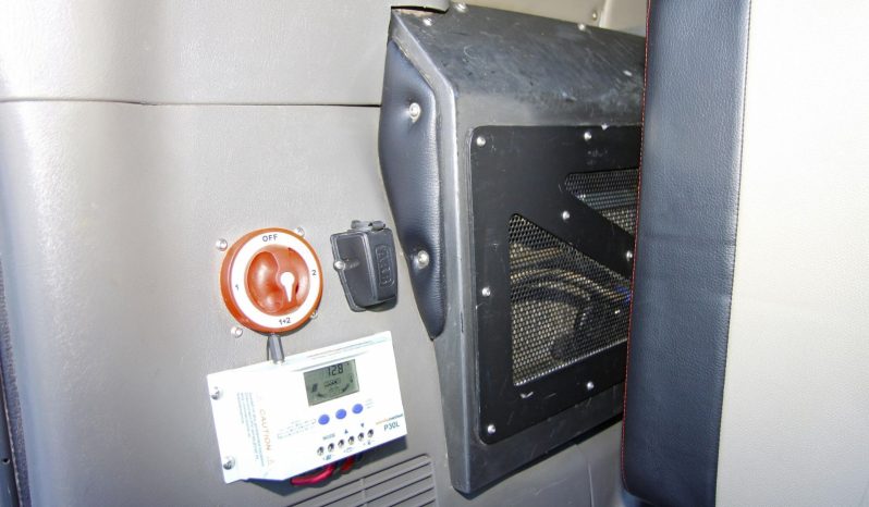 Chevrolet Express 3500 4×4 2016 full