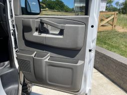 Chevrolet Express 3500 4×4 2016 full