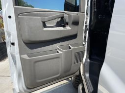 Chevrolet Express 3500 4×4 2016 full
