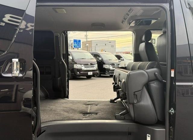 Toyota Hiace Van Super GL Dark Prime 2017 full