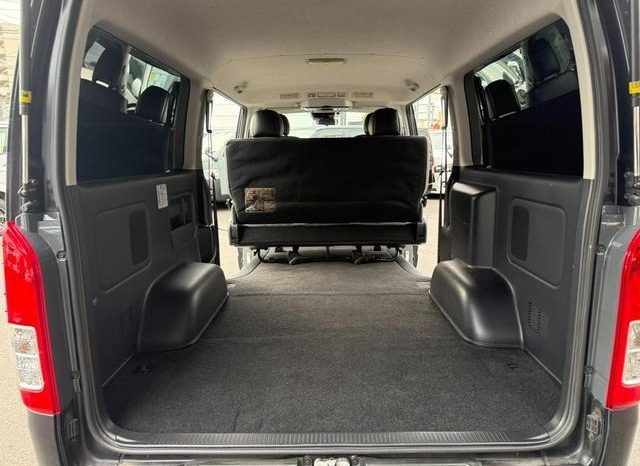 Toyota Hiace Van Super GL Dark Prime 2017 full