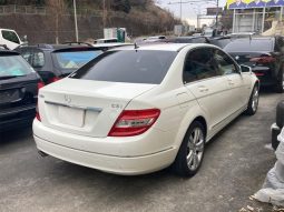 Mercedes Benz C-Class C200 CGI 2010 full
