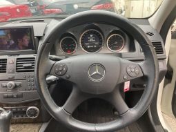 Mercedes Benz C-Class C200 CGI 2010 full