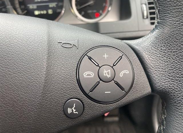 Mercedes Benz C-Class C200 CGI 2010 full