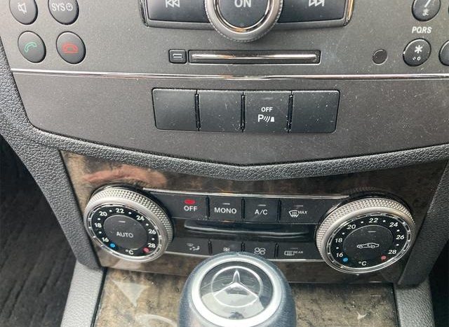 Mercedes Benz C-Class C200 CGI 2010 full