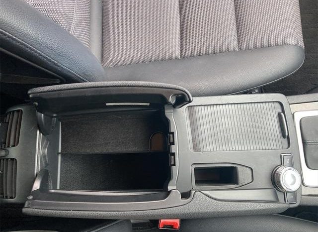 Mercedes Benz C-Class C200 CGI 2010 full