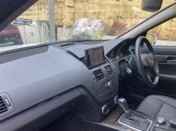 Mercedes Benz C-Class C200 CGI 2010 full