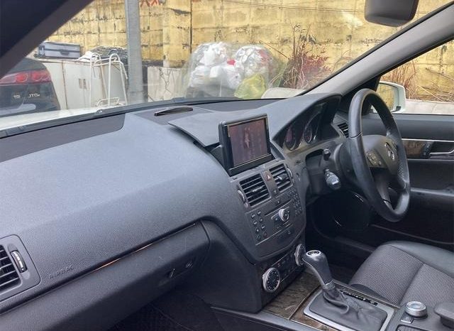 Mercedes Benz C-Class C200 CGI 2010 full