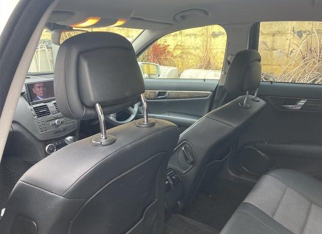 Mercedes Benz C-Class C200 CGI 2010 full