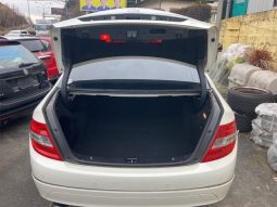 Mercedes Benz C-Class C200 CGI 2010 full