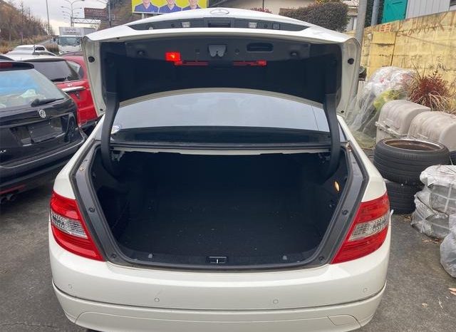 Mercedes Benz C-Class C200 CGI 2010 full