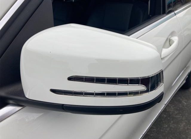 Mercedes Benz C-Class C200 CGI 2010 full