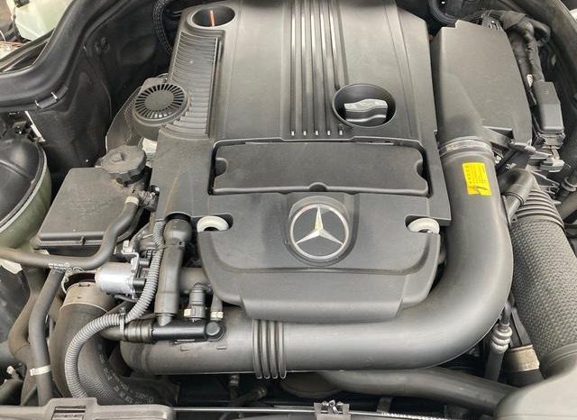 Mercedes Benz C-Class C200 CGI 2010 full