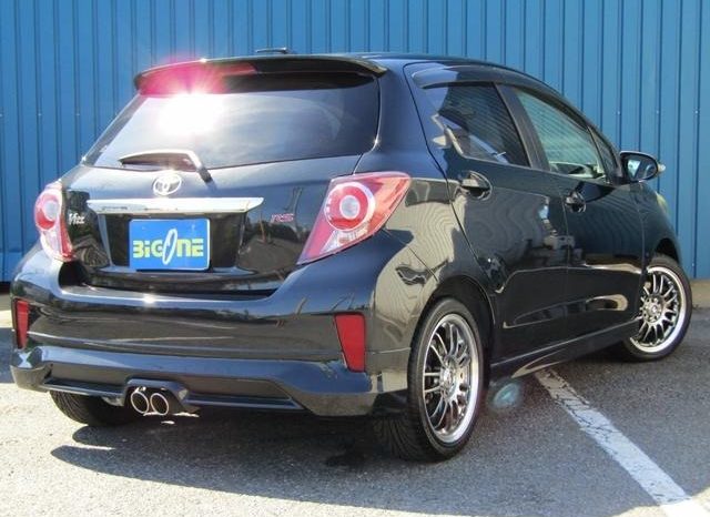 Toyota Vitz RS 2011 full