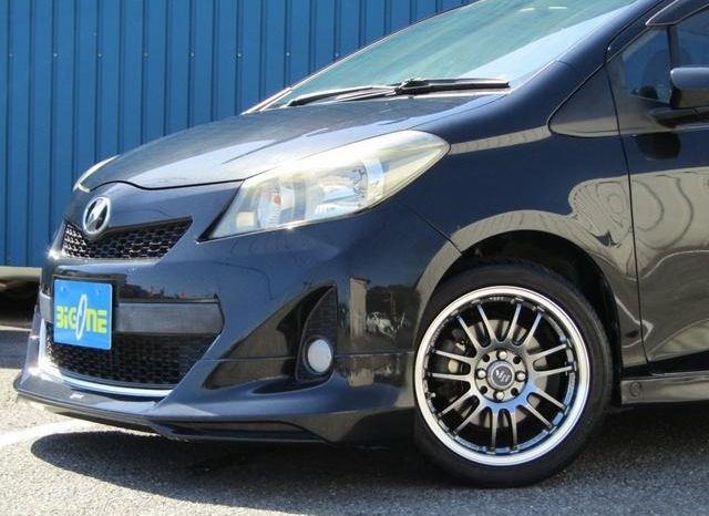 Toyota Vitz RS 2011 full