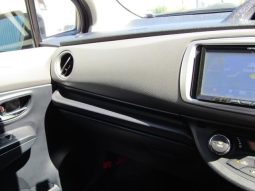 Toyota Vitz RS 2011 full