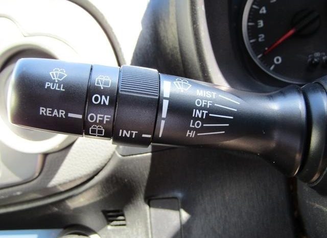 Toyota Vitz RS 2011 full