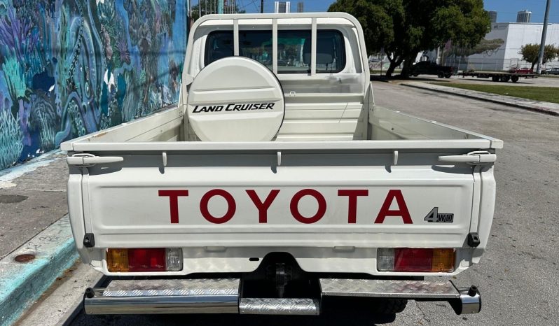 Toyota Land Cruiser 70-series 1999 full