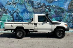 Toyota Land Cruiser 70-series 1999 full