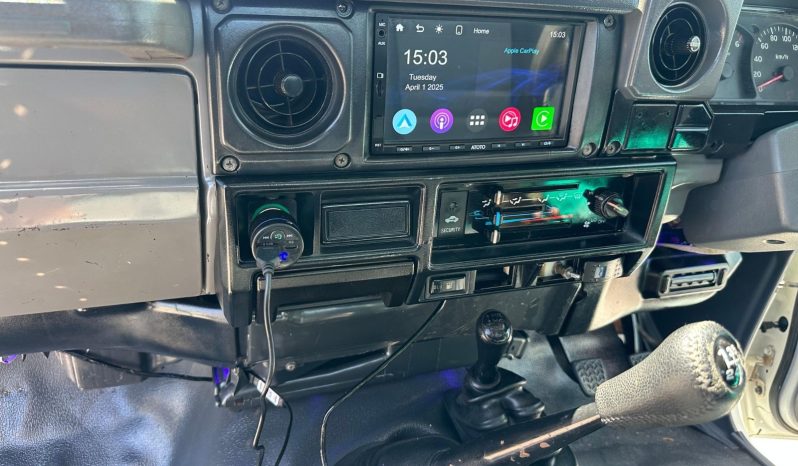 Toyota Land Cruiser 70-series 1999 full