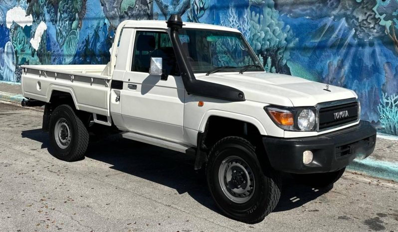 Toyota Land Cruiser 70-series 1999 full