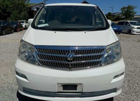 Toyota Alphard 2003