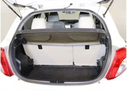 Toyota Vitz Jewela Smart Stop Package 2011 full