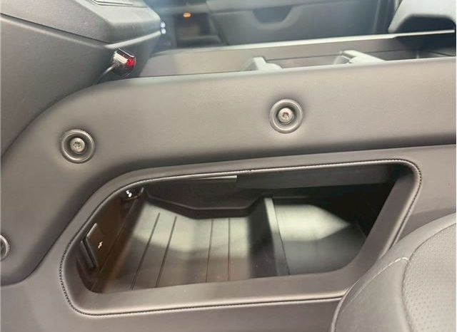 Land Rover Defender L663 110SV1 635PS 2025 full