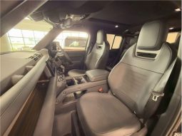 Land Rover Defender L663 110SV1 635PS 2025 full
