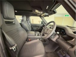 Land Rover Defender L663 110SV1 635PS 2025 full