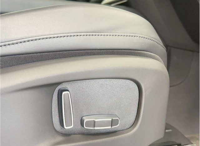 Land Rover Defender L663 110SV1 635PS 2025 full