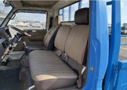 Toyota Dyna 14B Flat body 1990 full