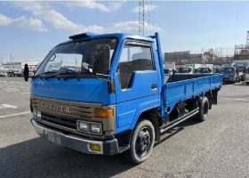 Toyota Dyna 14B Flat body 1990