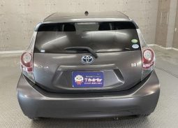 Toyota Aqua G 2012 full