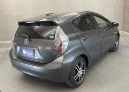 Toyota Aqua G 2012 full