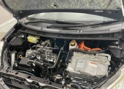 Toyota Aqua G 2012 full