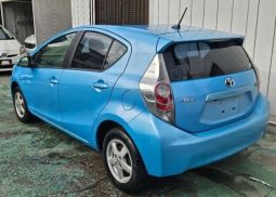 Toyota Aqua L 2012 full