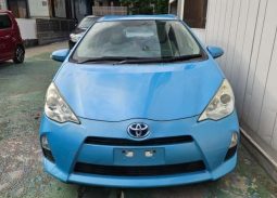 Toyota Aqua L 2012 full